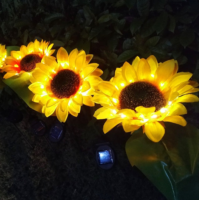 Solar Sunflower Garden Light | LED Outdoor Lamp with Auto Sensor & Weatherproof Design