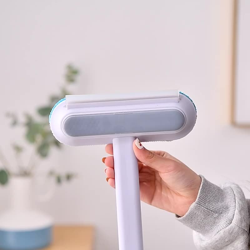4‑in‑1 Pet Hair & Screen Cleaning Brush – Wet/Dry Lint Remover with Extendable Handle